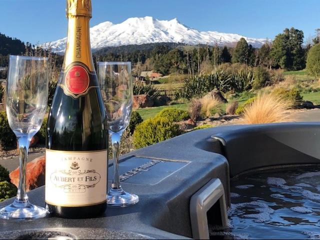 Heavenly Spa Views - Ohakune Holiday Home Buitenkant foto